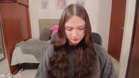 Snapshot of miley_baker chatting on 09-18-25, 12:29 Miley online show from 09-18-25, 12:29