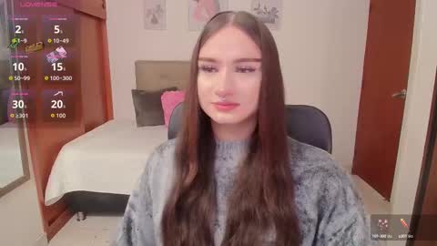 Snapshot of miley_baker chatting on 10-06-25, 02:25 Miley online show from 10-06-25, 02:25