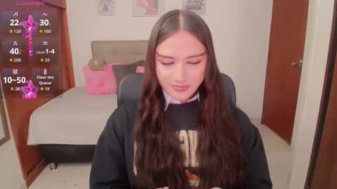 Snapshot of miley_baker chatting on 10-14-25, 03:13 Miley online show from 10-14-25, 03:13