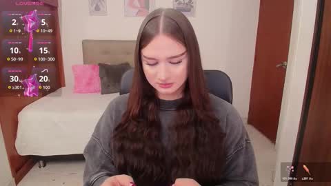 Snapshot of miley_baker chatting on 10-20-25, 05:02 Miley online show from 10-20-25, 05:02