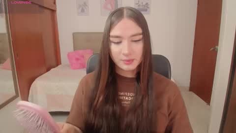 Snapshot of miley_baker chatting on 11-27-25, 02:41 Miley online show from 11-27-25, 02:41