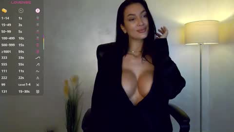 M online show from 10-09-25, 11:08