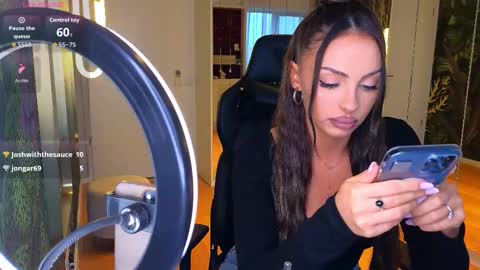 Miley Sin online show from 02-07-26, 01:59