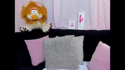 Antonella online show from 11-20-25, 01:00