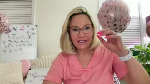 Snapshot of milf_goddess chatting on 06-15-26, 03:42 MIlf Goddess online show from 06-15-26, 03:42