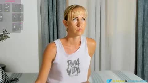 Snapshot of milf_hairy chatting on 11-21-25, 12:59 Christine online show from 11-21-25, 12:59