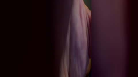 Snapshot of milf_hunter2222 chatting on 06-17-26, 05:32 milf_hunter2222 online show from 06-17-26, 05:32
