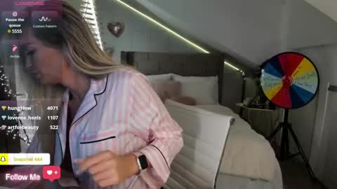 Snapshot of milfblondy chatting on 01-13-25, 01:34 Ingrid online show from 01-13-25, 01:34