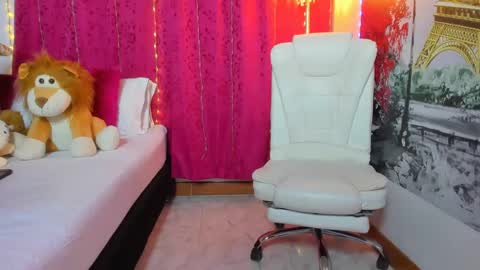 Nakary Bustamante online show from 03-02-25, 01:36