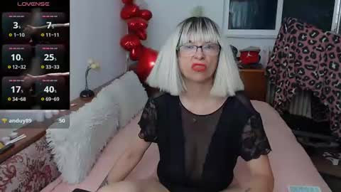 Snapshot of milfdolores chatting on 07-16-26, 02:50 milfdolores online show from 07-16-26, 02:50