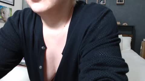 milfyanddaddy online show from 02-12-25, 11:30