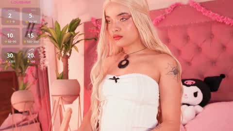 Snapshot of mili_moon_ chatting on 09-24-25, 12:30 online show from 09-24-25, 12:30