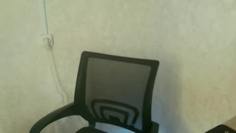 Snapshot of milia21 chatting on 04-23-26, 06:47 milia21 online show from 04-23-26, 06:47