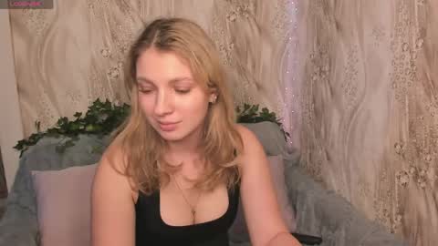 milinafox online show from 04-08-26, 12:05