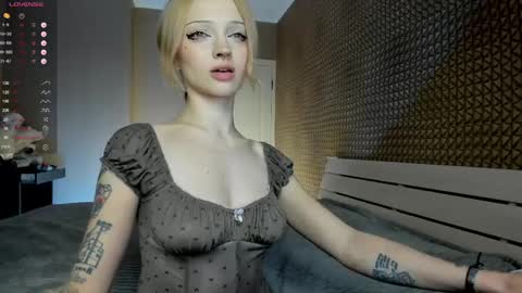 Mila 3 aka Deepthroat World Champion online show from 04-20-26, 02:25