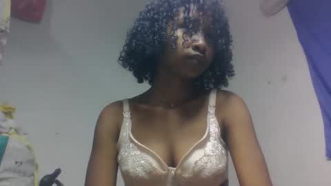 Snapshot of milinasy chatting on 02-04-26, 08:53 milinasy online show from 02-04-26, 08:53