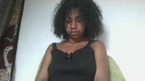 Snapshot of milinasy chatting on 02-13-26, 05:58 milinasy online show from 02-13-26, 05:58