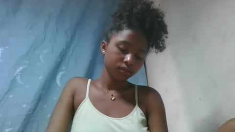 Snapshot of milinasy chatting on 02-26-26, 07:24 milinasy online show from 02-26-26, 07:24