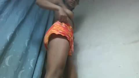 Snapshot of milinasy chatting on 03-01-26, 11:01 milinasy online show from 03-01-26, 11:01