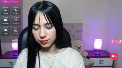 Snapshot of milk_little4u chatting on 10-29-25, 01:52 luci online show from 10-29-25, 01:52