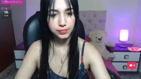 Snapshot of milk_little4u chatting on 11-25-25, 05:51 luci online show from 11-25-25, 05:51