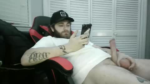 Snapshot of milk_tank1 chatting on 12-20-25, 02:18 milk_tank1 online show from 12-20-25, 02:18