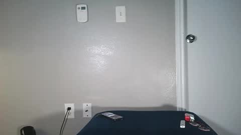 Honey online show from 10-19-25, 05:19