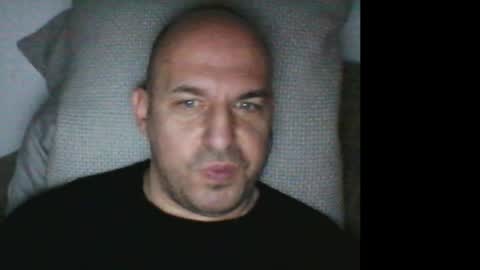 Snapshot of milkiwaay chatting on 12-14-25, 02:17 Milkiwaay online show from 12-14-25, 02:17