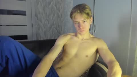 Snapshot of milkiwy chatting on 12-07-24, 06:54 Isaac online show from 12-07-24, 06:54