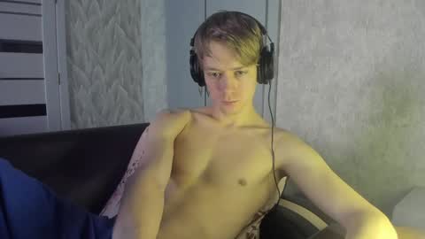 Snapshot of milkiwy chatting on 01-30-25, 05:41 Isaac online show from 01-30-25, 05:41