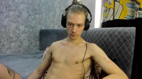 Snapshot of milkiwy chatting on 11-15-25, 06:55 Isaac online show from 11-15-25, 06:55