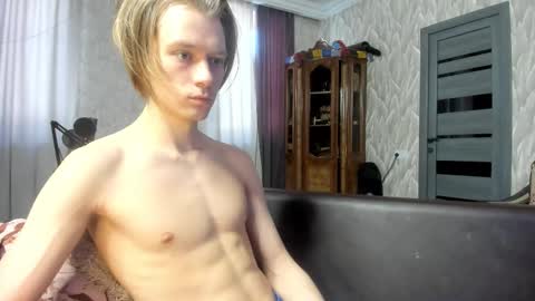 Snapshot of milkiwy chatting on 01-07-26, 07:11 Isaac online show from 01-07-26, 07:11