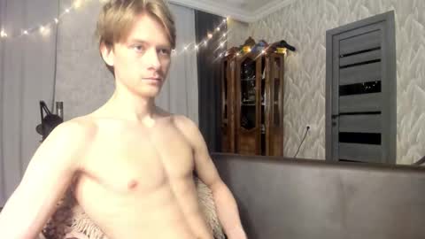 Snapshot of milkiwy chatting on 02-16-26, 02:40 Isaac online show from 02-16-26, 02:40