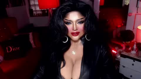 Snapshot of milkshakelavinia chatting on 01-23-25, 05:02 milkshakelavinia online show from 01-23-25, 05:02