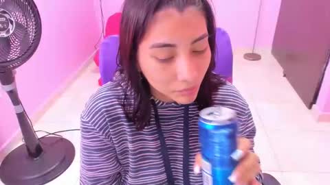 Snapshot of milky__boobs69 chatting on 12-24-24, 12:44 vale online show from 12-24-24, 12:44