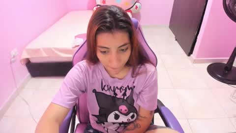 Snapshot of milky__boobs69 chatting on 11-15-25, 12:13 vale online show from 11-15-25, 12:13