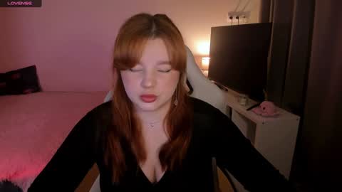 Snapshot of milky_wayx chatting on 12-01-24, 04:29 Lisa online show from 12-01-24, 04:29