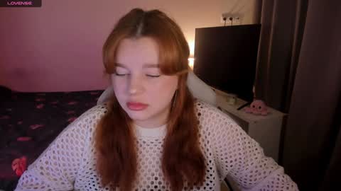 Snapshot of milky_wayx chatting on 12-05-24, 05:37 Lisa online show from 12-05-24, 05:37