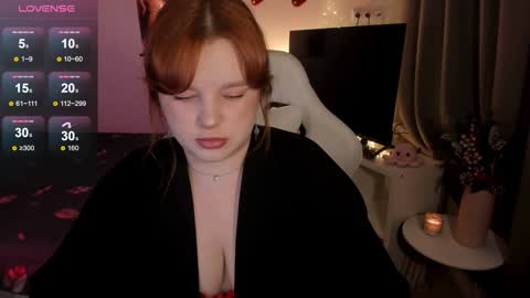 Snapshot of milky_wayx chatting on 12-25-24, 08:07 Lisa online show from 12-25-24, 08:07