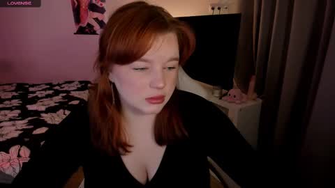 Snapshot of milky_wayx chatting on 03-10-25, 05:43 Lisa online show from 03-10-25, 05:43