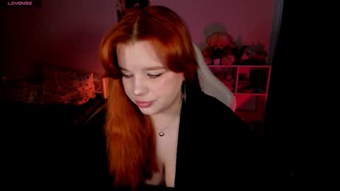 Snapshot of milky_wayx chatting on 10-02-25, 01:29 Lisa online show from 10-02-25, 01:29