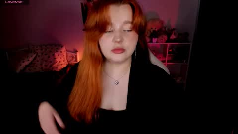 Snapshot of milky_wayx chatting on 10-10-25, 11:20 Lisa online show from 10-10-25, 11:20