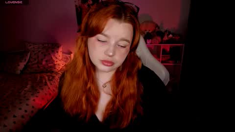 Snapshot of milky_wayx chatting on 10-11-25, 02:59 Lisa online show from 10-11-25, 02:59