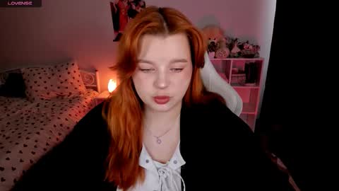 Snapshot of milky_wayx chatting on 10-24-25, 10:00 Lisa online show from 10-24-25, 10:00