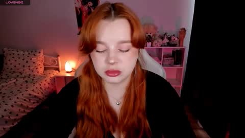 Snapshot of milky_wayx chatting on 10-26-25, 09:59 Lisa online show from 10-26-25, 09:59