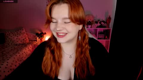 Snapshot of milky_wayx chatting on 11-01-25, 05:42 Lisa online show from 11-01-25, 05:42