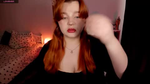 Snapshot of milky_wayx chatting on 11-04-25, 05:28 Lisa online show from 11-04-25, 05:28