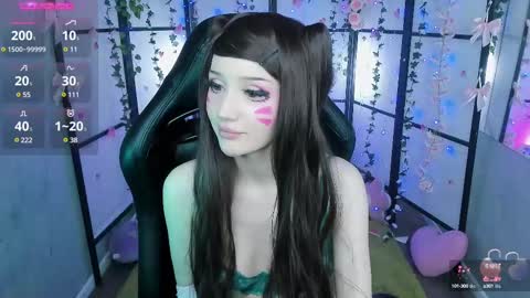 Snapshot of milkycute chatting on 02-11-25, 04:11 milky cute online show from 02-11-25, 04:11