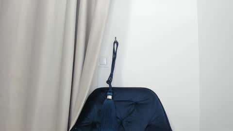 Snapshot of milkykandy chatting on 12-07-24, 03:30 Livia online show from 12-07-24, 03:30