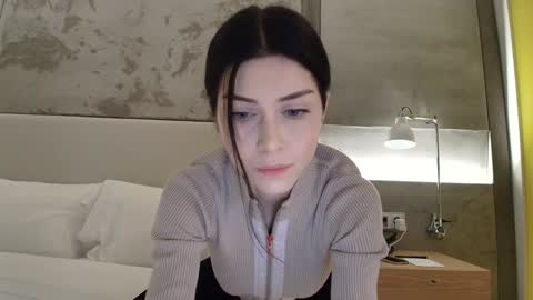 milla bella online show from 02-09-26, 08:46